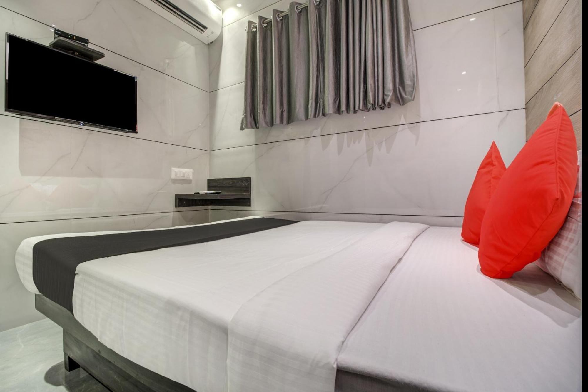 Hotel Spring Residency Bombaim Exterior foto