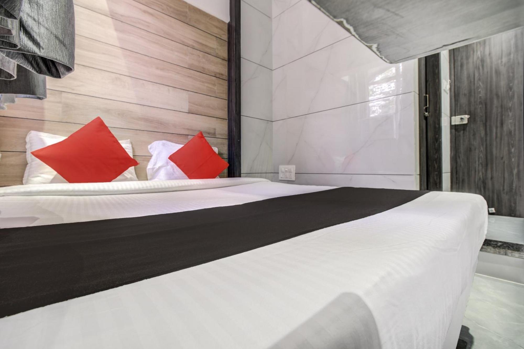 Hotel Spring Residency Bombaim Exterior foto