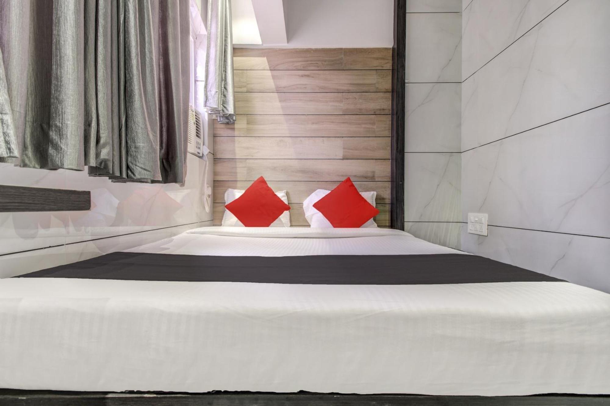 Hotel Spring Residency Bombaim Exterior foto