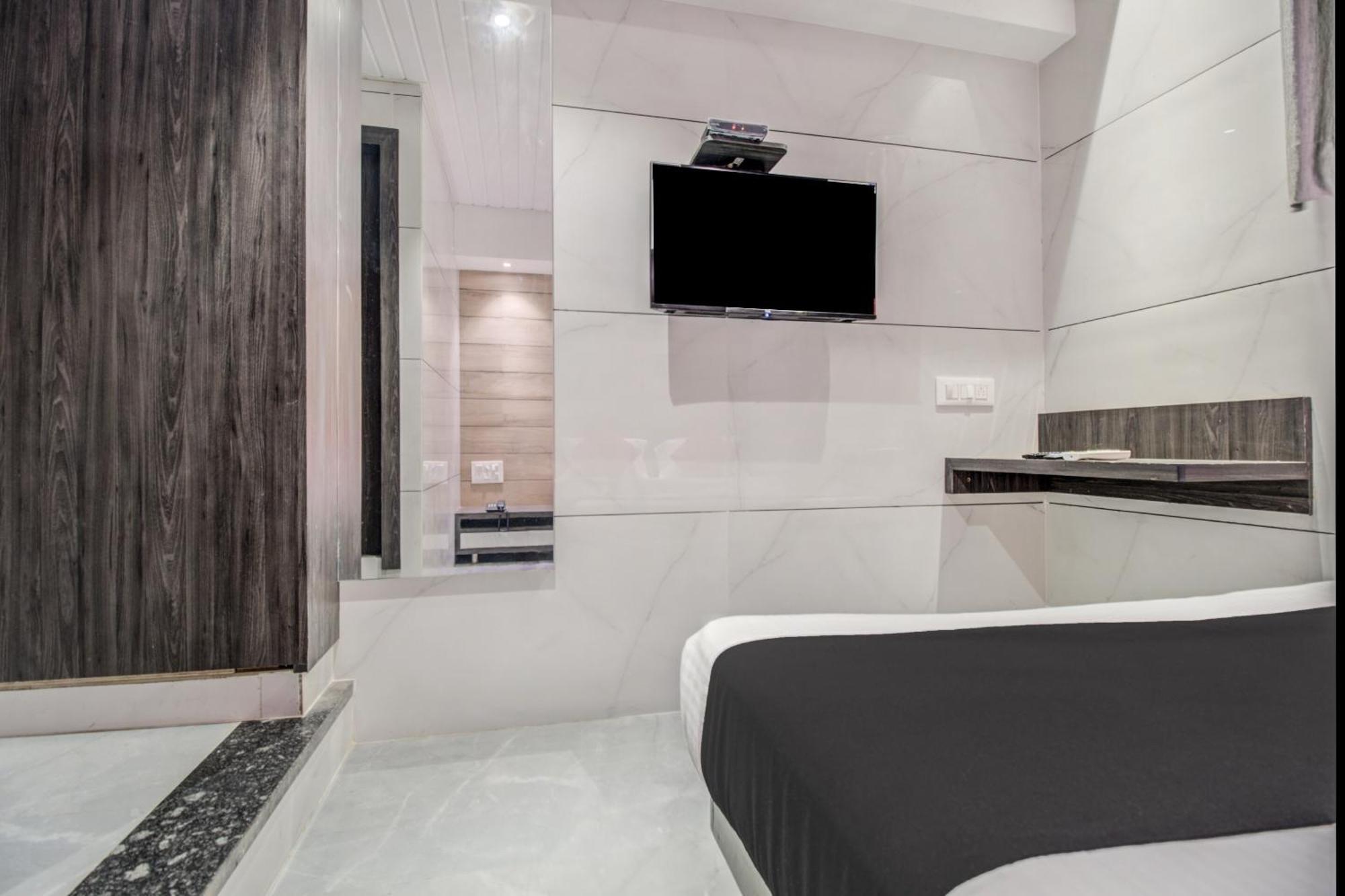 Hotel Spring Residency Bombaim Exterior foto